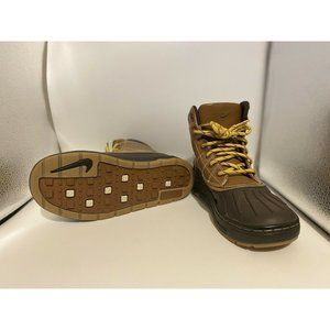 Nike ACG Woodside Size 2Y Boys Hiking Duck Boots,boy snow boots